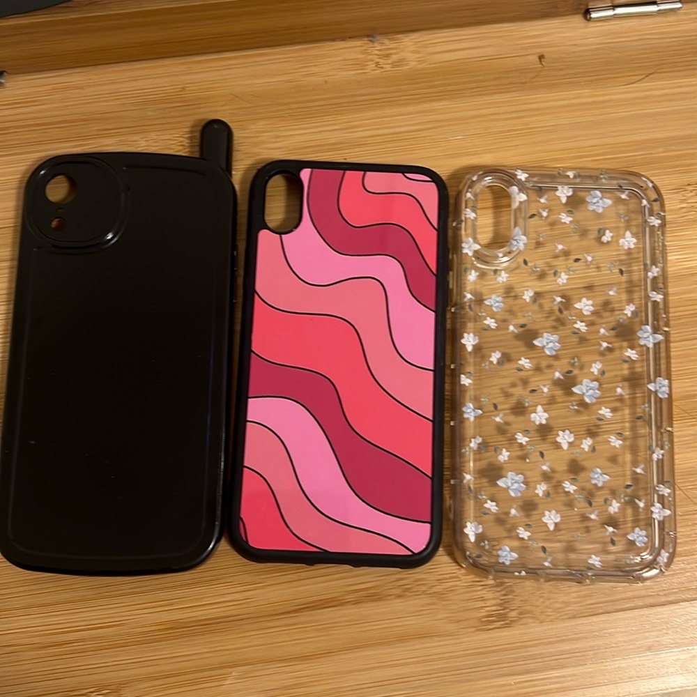 3 iphone XR cases